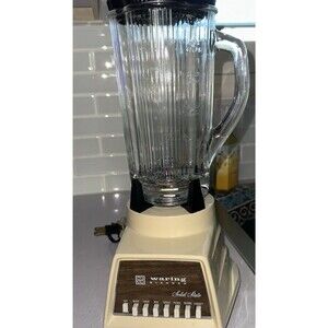 VTG Waring Solid State 8 Push Button Blender 1186  Glass Cloverleaf Top Works